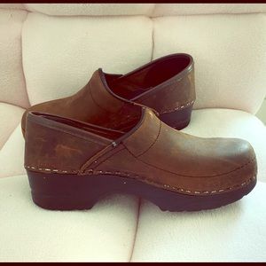 Sanita Clog - girl size 33